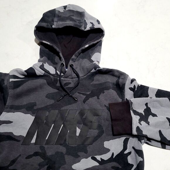 NIKE THERMA-FIT CAMO HOODIE SWEATSHIRT Tech Size Small Fleece Lined EUC - Picture 1 of 9